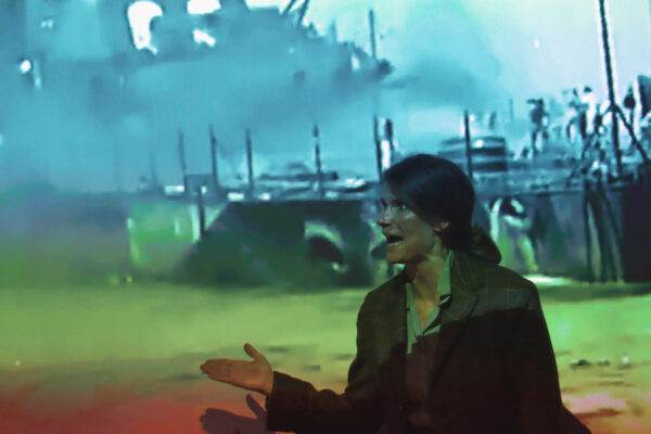 Rosana Cleve in MANHATTAN PROJECT. © Laura Ritter