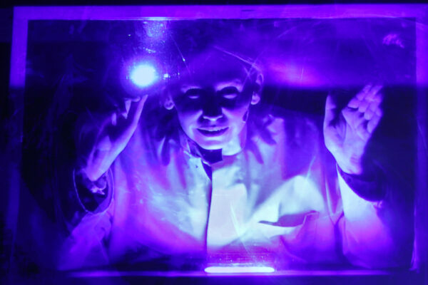 Ivana Langmajer in MANHATTAN PROJECT. © Laura Ritter