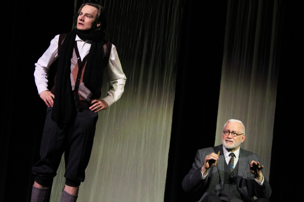 12_DER_TRAFIKANT_Kunder_Lorenzen_c_Ritter