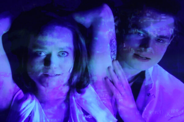 Katharina Hannappel und Niclas Kunder in MANHATTAN PROJECT. © Laura Ritter