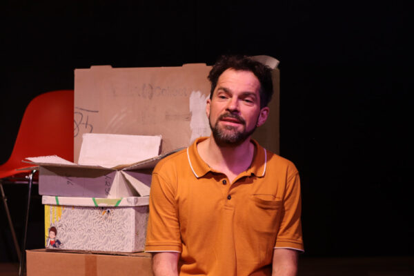 Florian Bender in ALL DAS SCHÖNE. © Laura Ritter