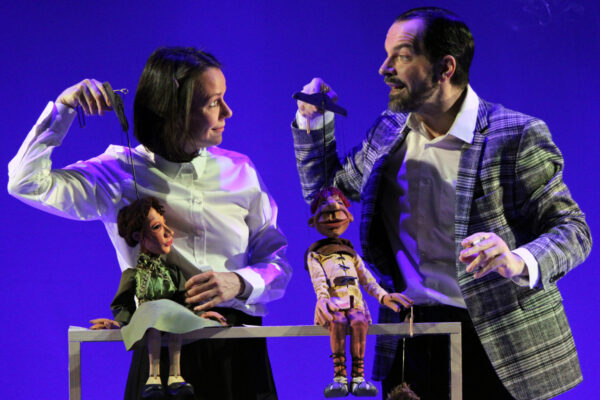 Edina Hojas und Florian Bender in HERZFADEN © Laura Ritter