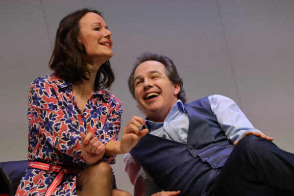 Edina Hojas und Gregor Eckert in ACHTERBAHN © Tanja Weidner