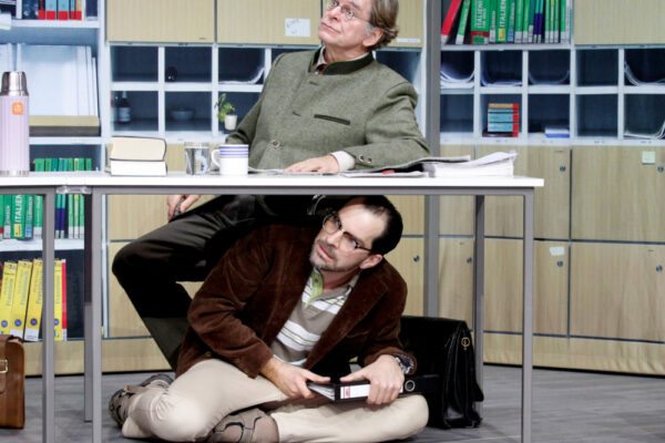 Meinhard Zanger und Florian Bender in EINGESCHLOSSENE GESELLSCHAFT. © Klaus Lefebvre