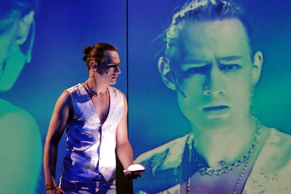 Niclas Kunder in GESPENSTER. © Laura Ritter