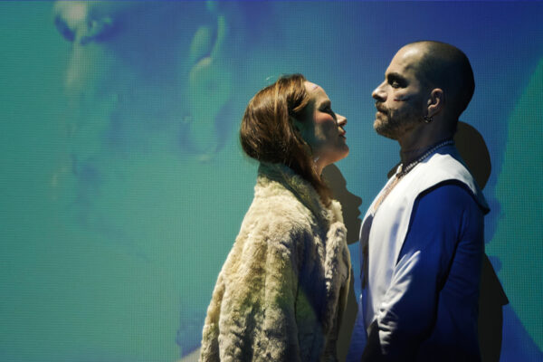 Katharina Hannappel und Florian Bender in GESPENSTER. © Laura Ritter Katharina Hannappel und Florian Bender in GESPENSTER. © Laura Ritter