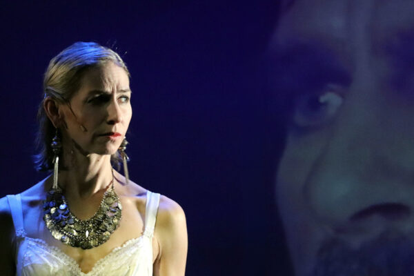 Ivana Langmajer und Florian Bender in GESPENSTER. © Laura Ritter