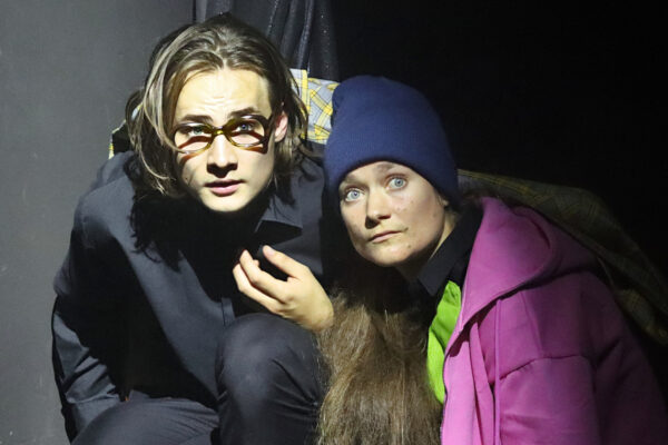 Niclas Kunder und Katharina Hannappel in PUTSCH. © Laura Ritter