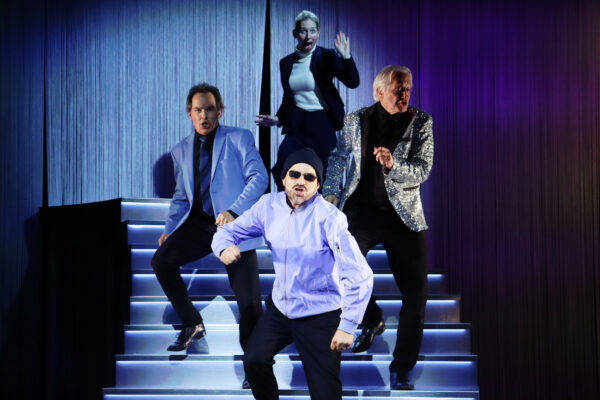 Gregor Eckert, Florian Bender, Ivana Langmajer und Bernd Reheuser in PUTSCH. © Laura Ritter