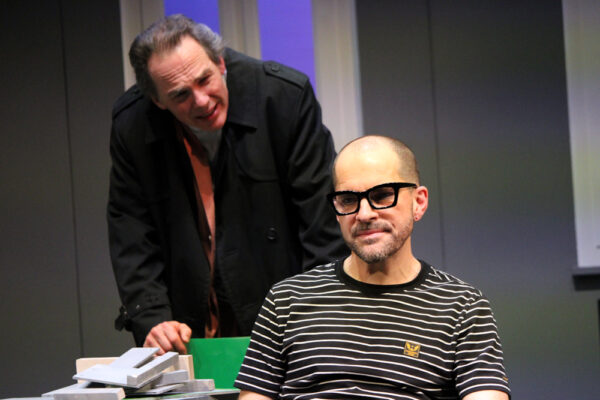 Gregor Eckert und Florian Bender in NEIN ZUM GELD! © Tanja Weidner